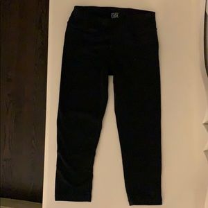 Black cropped athleta girl leggings